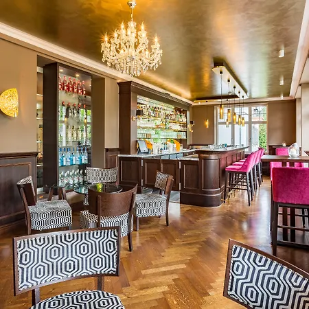 Kurhaushotel Szálloda 3*