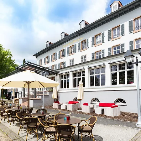 Kurhaushotel Szálloda