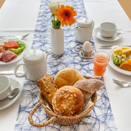 Kurhaushotel Szálloda