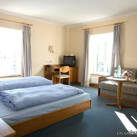 Kurhaushotel Szálloda