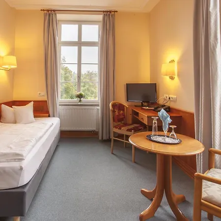 Szálloda Kurhaushotel 3*